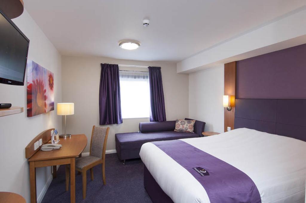Premier Inn Newcastle - Gosforth/Cramlington Rum bild