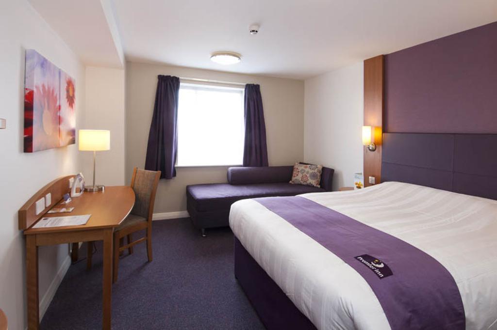Premier Inn Newcastle - Gosforth/Cramlington Exteriör bild