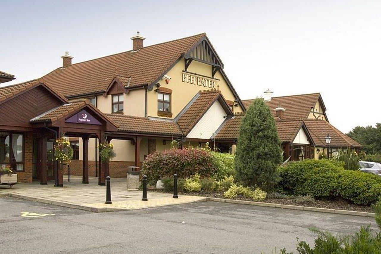 Premier Inn Newcastle - Gosforth/Cramlington Exteriör bild