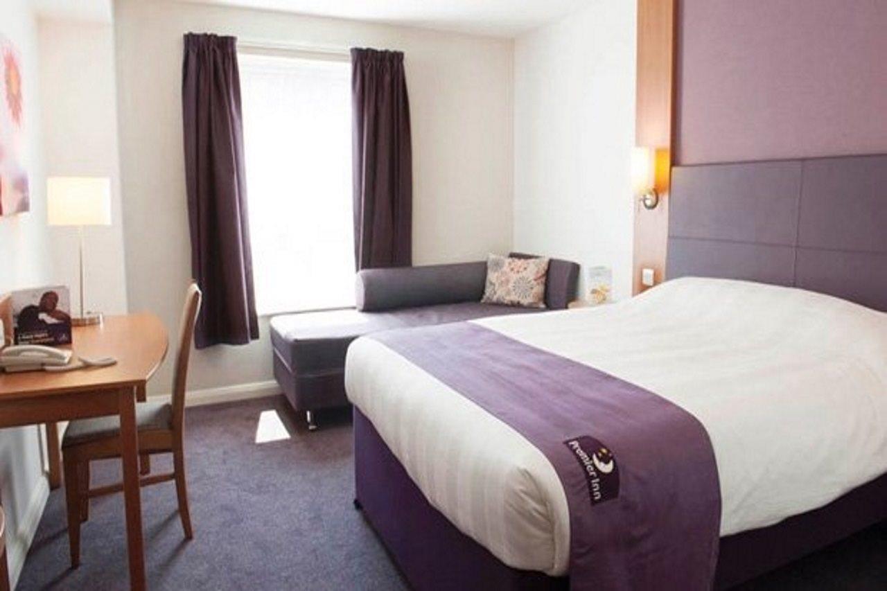 Premier Inn Newcastle - Gosforth/Cramlington Exteriör bild