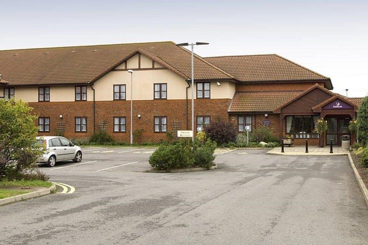 Premier Inn Newcastle - Gosforth/Cramlington Exteriör bild