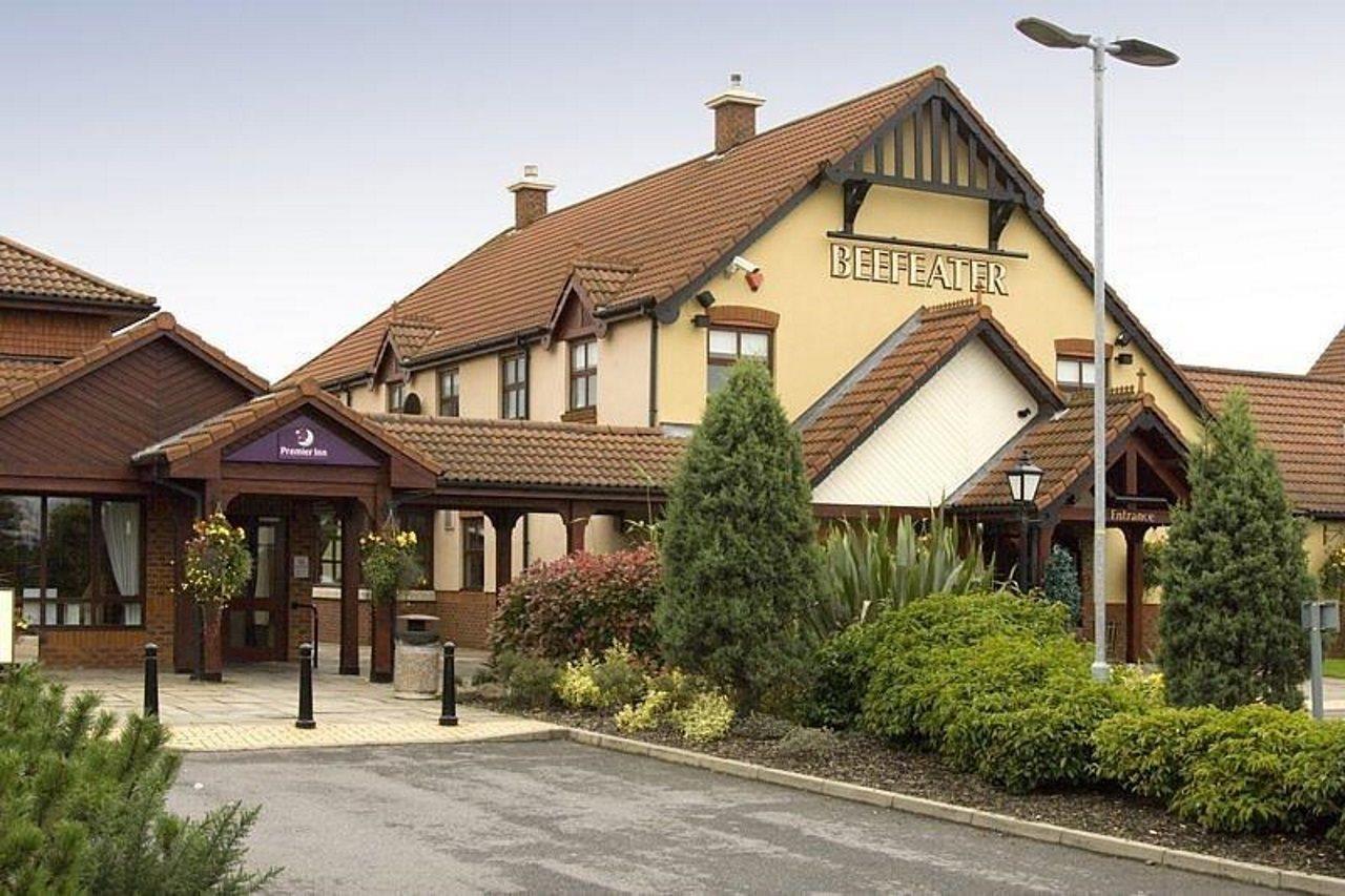 Premier Inn Newcastle - Gosforth/Cramlington Exteriör bild
