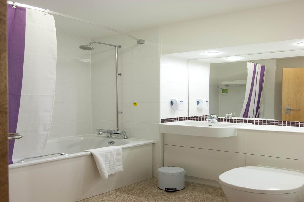 Premier Inn Newcastle - Gosforth/Cramlington Exteriör bild